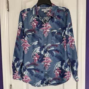 Tommy Bahama Floral Hawaiian Tencel Long Sleeve Button Shirt Women's Size Medium